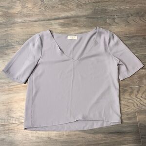 Neutral flowy crop top